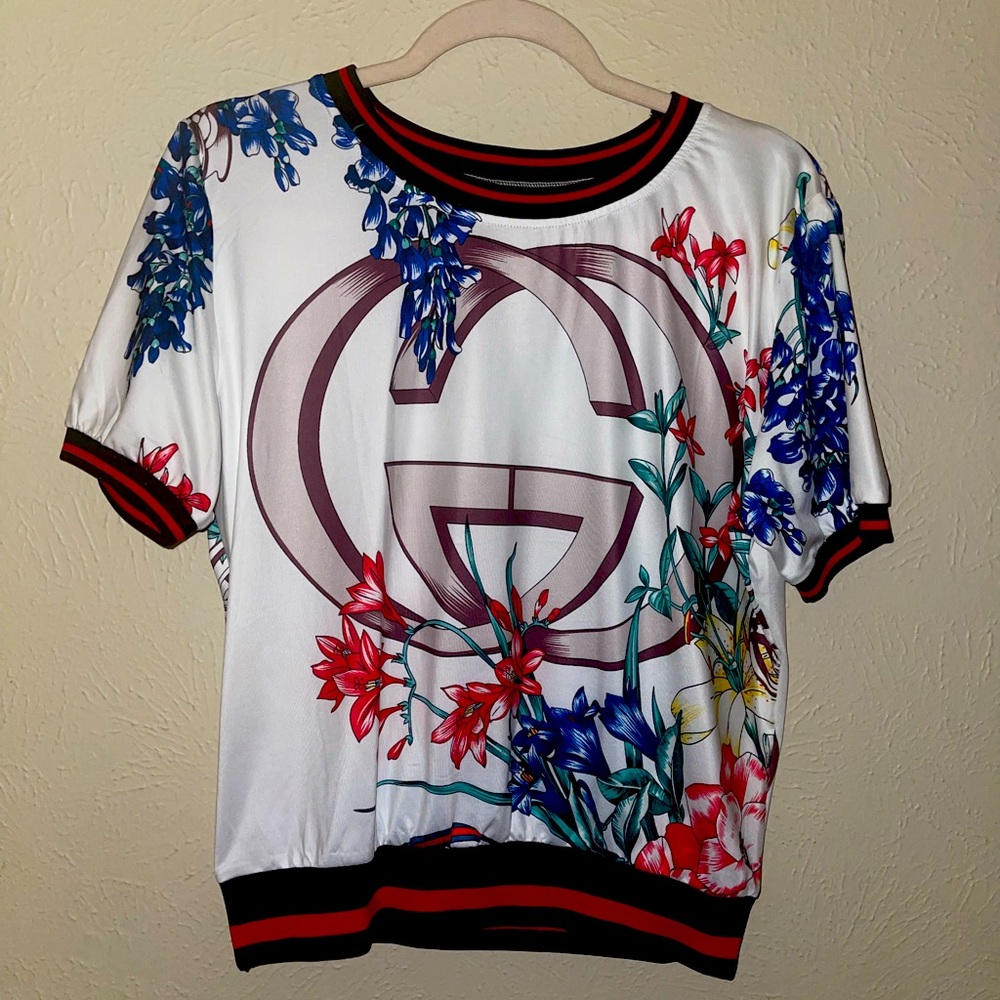 2 piece multi color set.